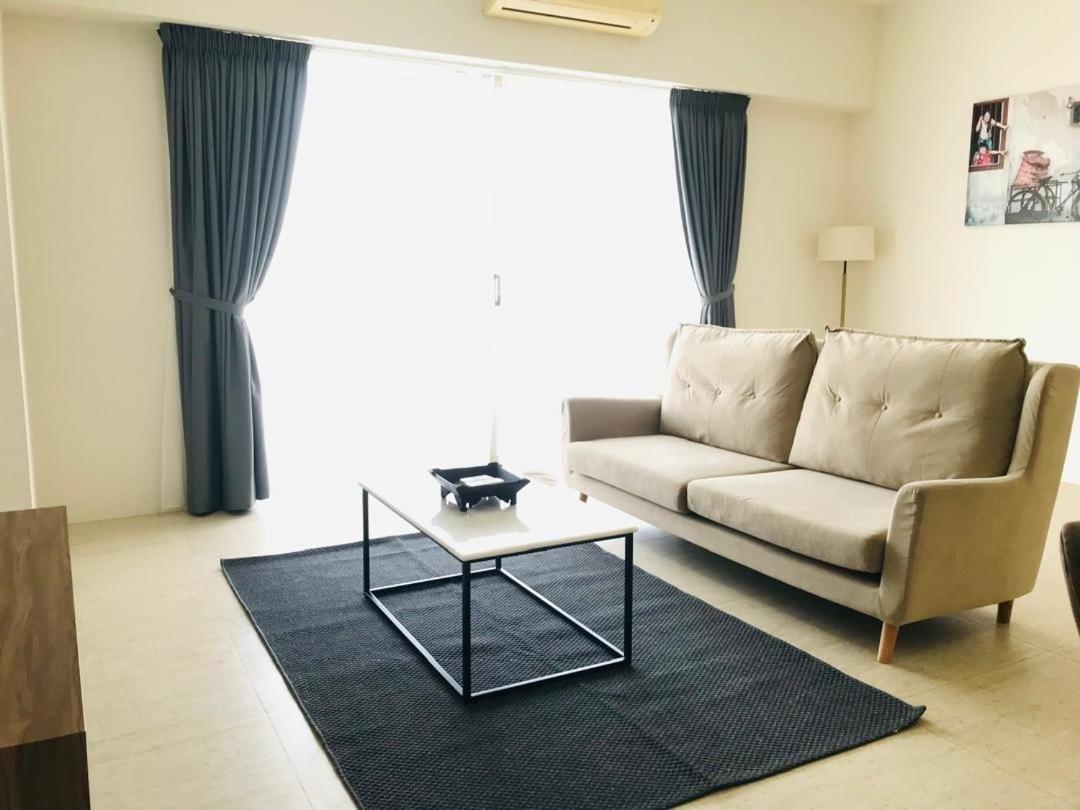By The Sea Batu Ferringhi Apartment ภายนอก รูปภาพ